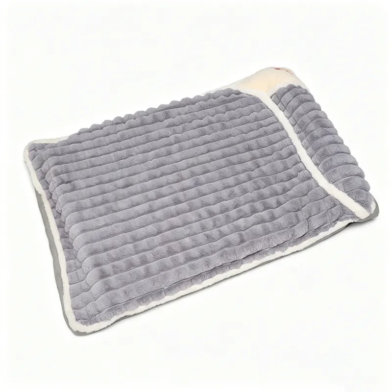 Tapis de lit doux en fausse fourrure de lapin pour animaux de compagnie